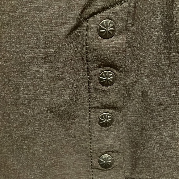 Athleta Take a Hike nylon skirt in dark heather gray - Picture 7 of 14